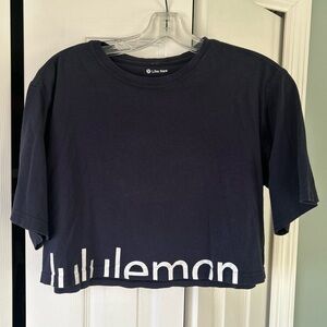 cropped lululemon tee